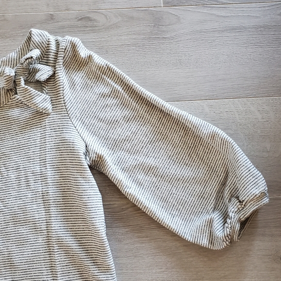 DALIA Grey Striped A-Line Dress Size Small - Picture 3 of 6